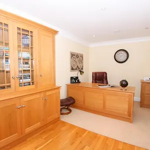 Gower Luxury Retreat: Spacious With Proximity Holiday home Parkmill